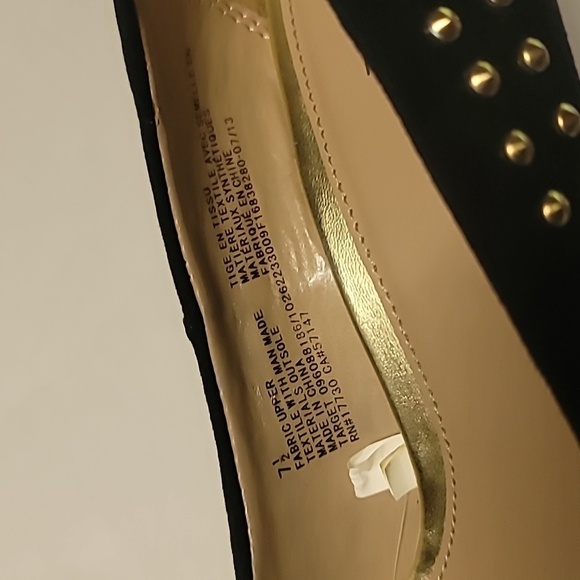 Mossimo size 7.5 Black suede like material gold studded detail oheel 4” heel - Picture 7 of 8